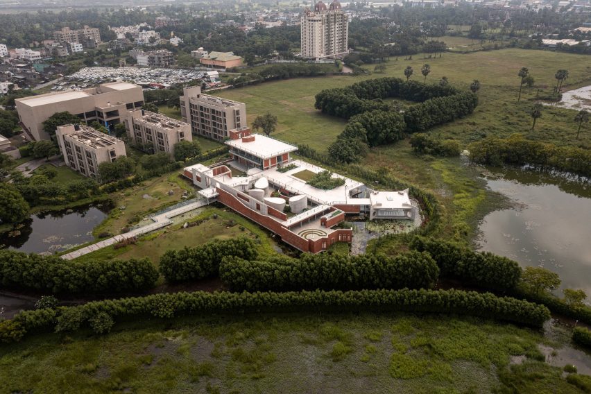 Sri Aurobindo Integral Life Centre in India by Studio Naqshbandi
