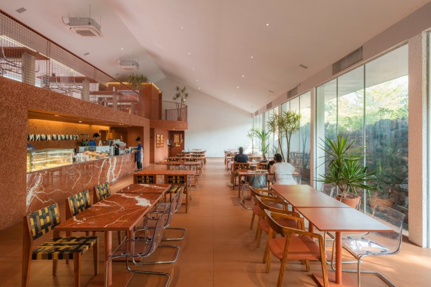 Coffee bar