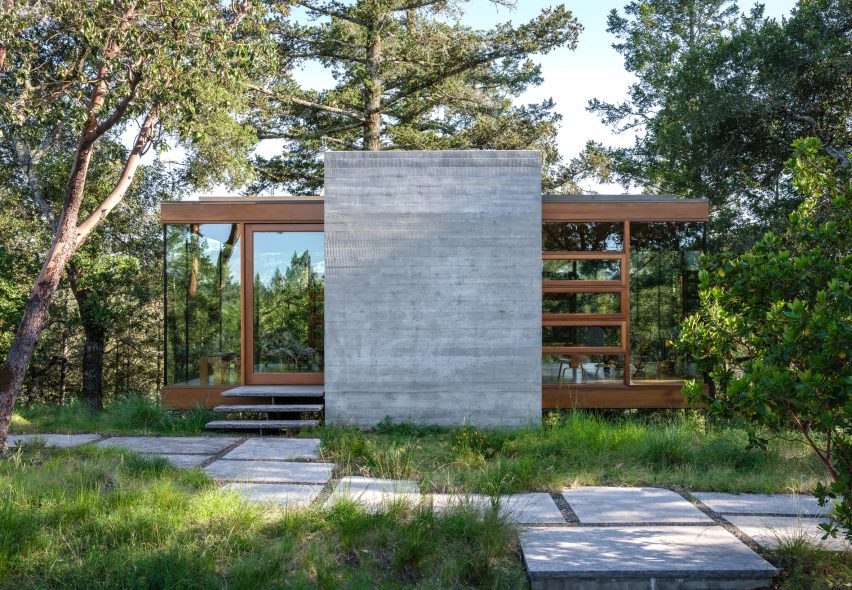 Swatt + Partners Moss Rock