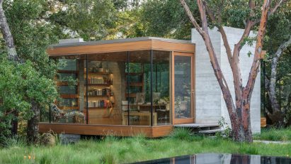 Home office with infinity pool