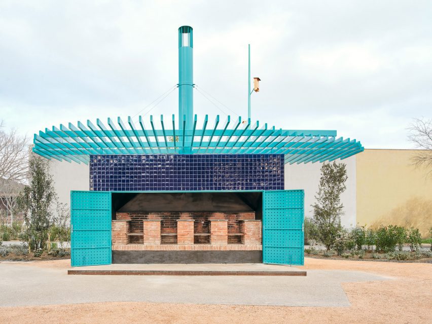 The Communal Barbecue by H30 Architects
