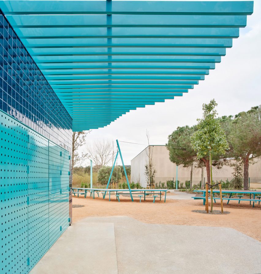 The Communal Barbecue by H30 Architects