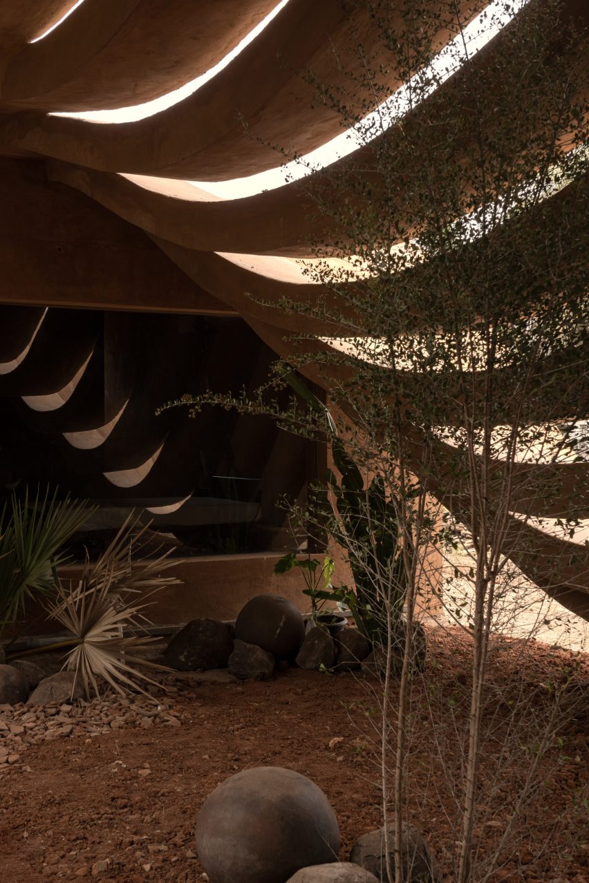 Vaazh House in India by VY Architecture Studio