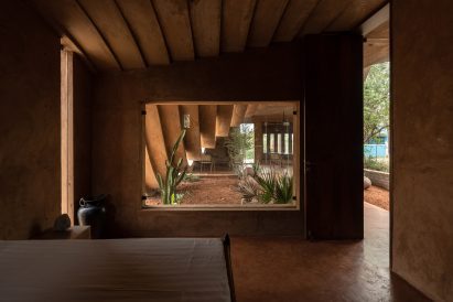Vaazh House in India by VY Architecture Studio