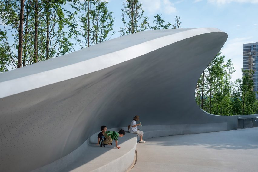 Ring of Starlight by HDEC AIR-CoLAB Studio