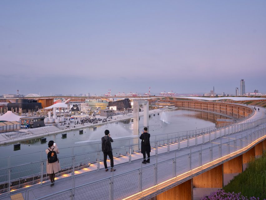 Visitors at roof of Czech pavilion