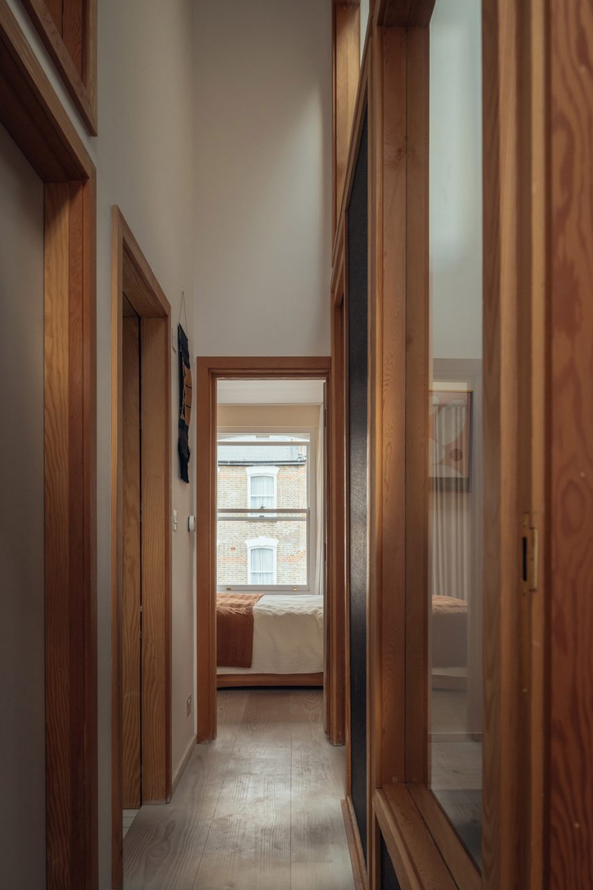 Ray House by Archmongers