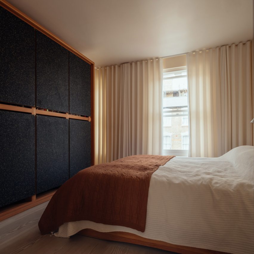 Ray House by Archmongers