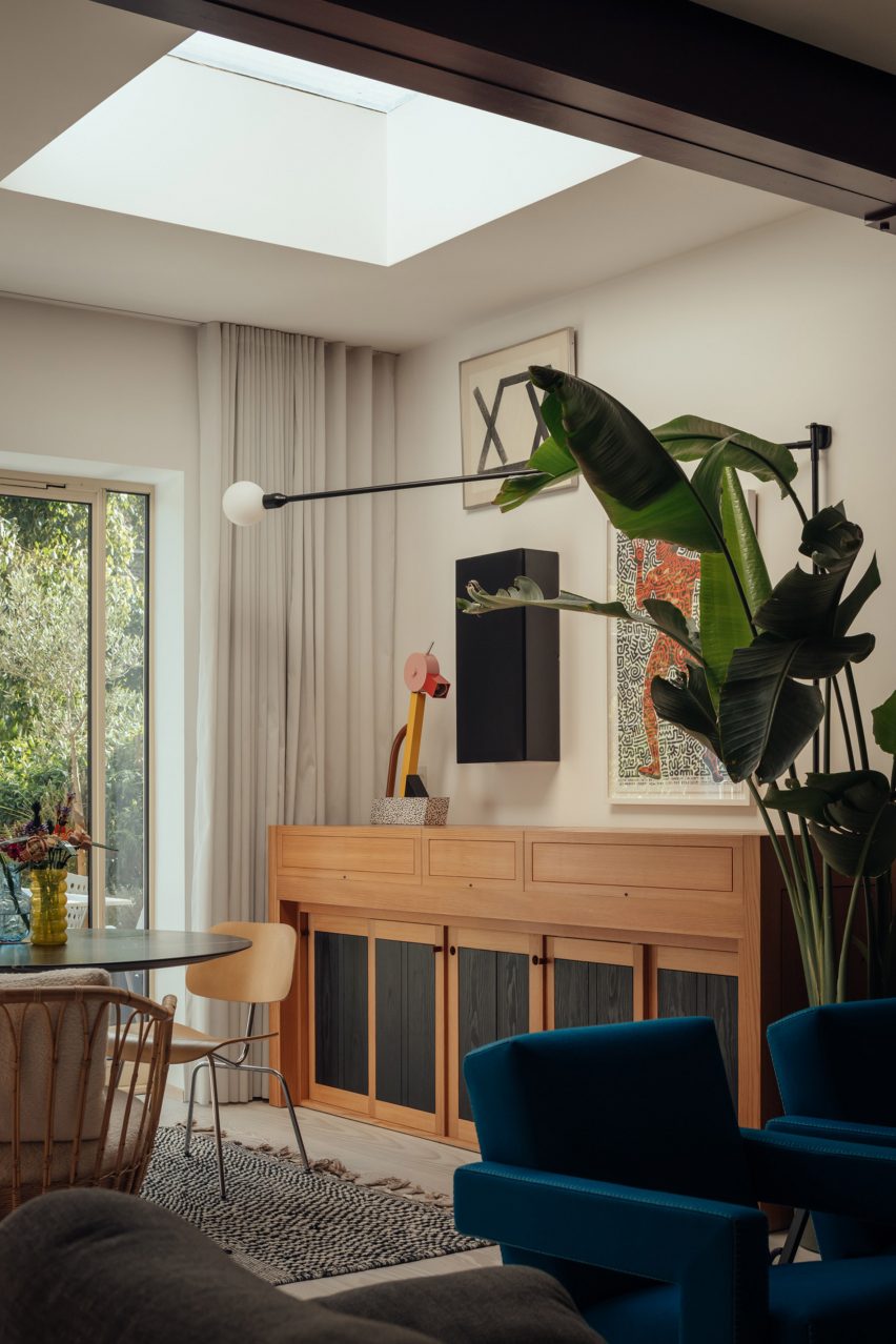 Ray House by Archmongers