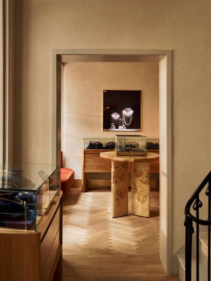 Display area in jeweller designed by Universal Design Studio