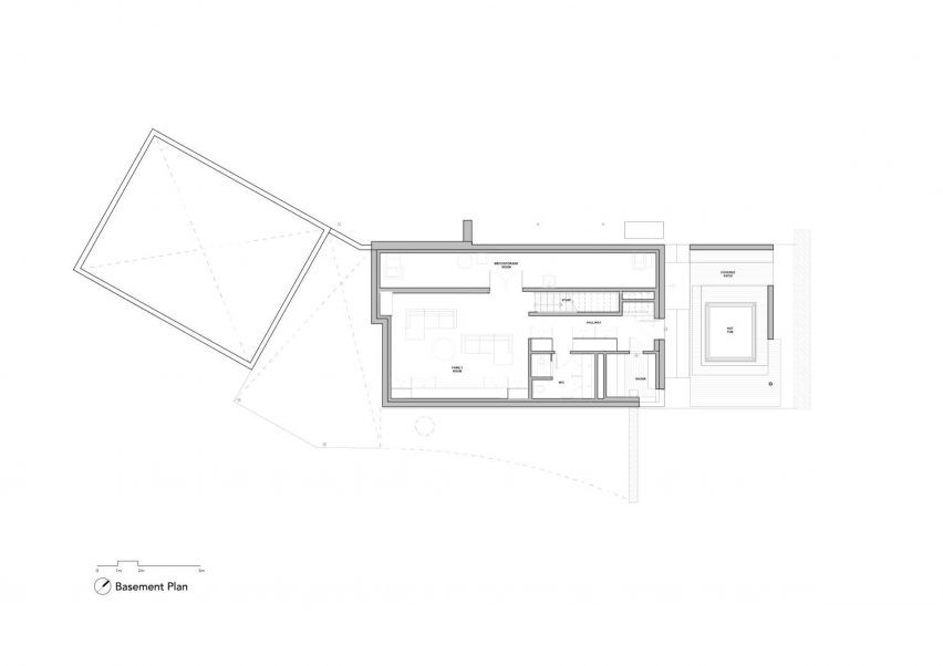 Barbora Taylor Architect black lakeside cabin