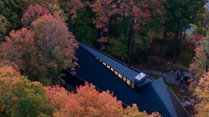 Barbora Vovak Taylor Muskoka lakehouse