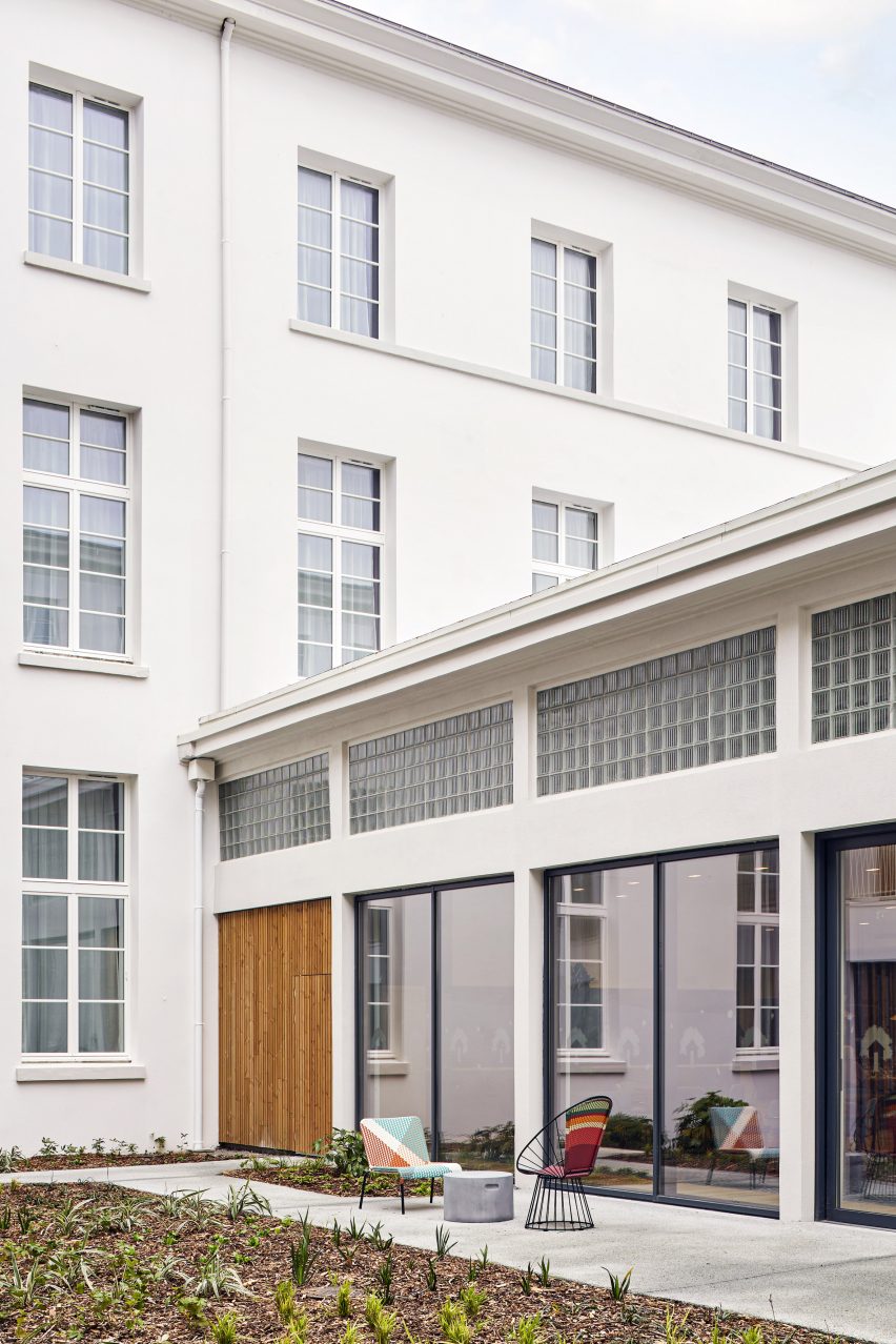 Brest Post Office flat conversion in Brittany