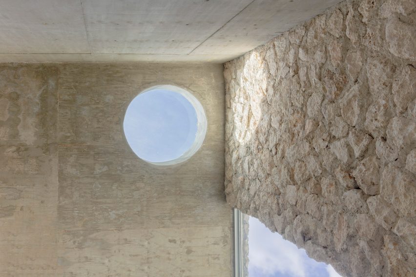 Caracol House by Lanza Atelier