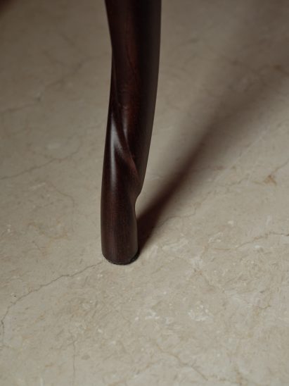 Twisted leg detail on special edition Battló Chair by Casa Valle and BD Barcelona