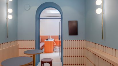 Blue waiting room at Cona by Tigg Coll