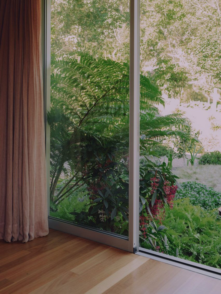 Cooroy House by Henry Bennett and Dan Wilson
