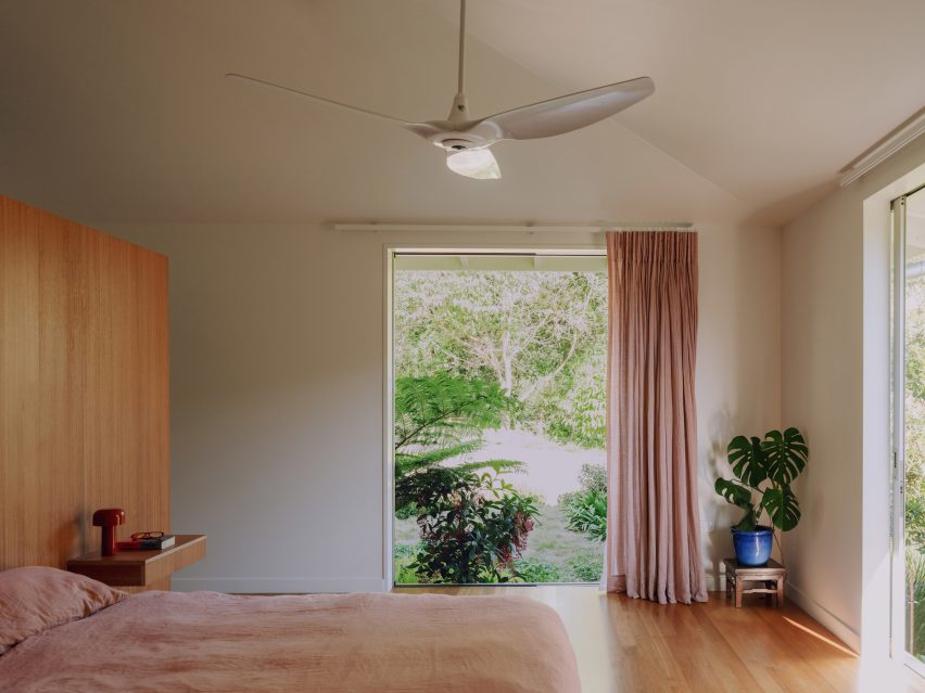 Cooroy House by Henry Bennett and Dan Wilson