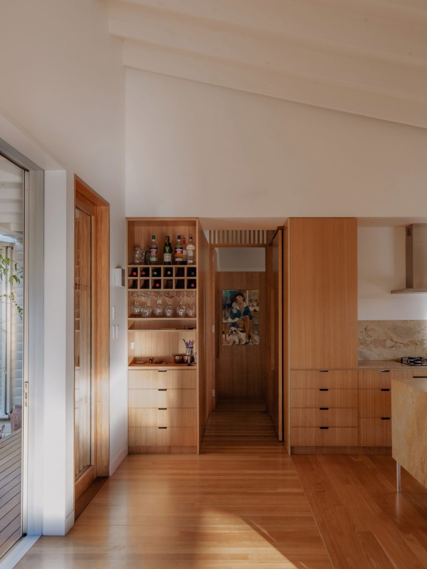Cooroy House by Henry Bennett and Dan Wilson
