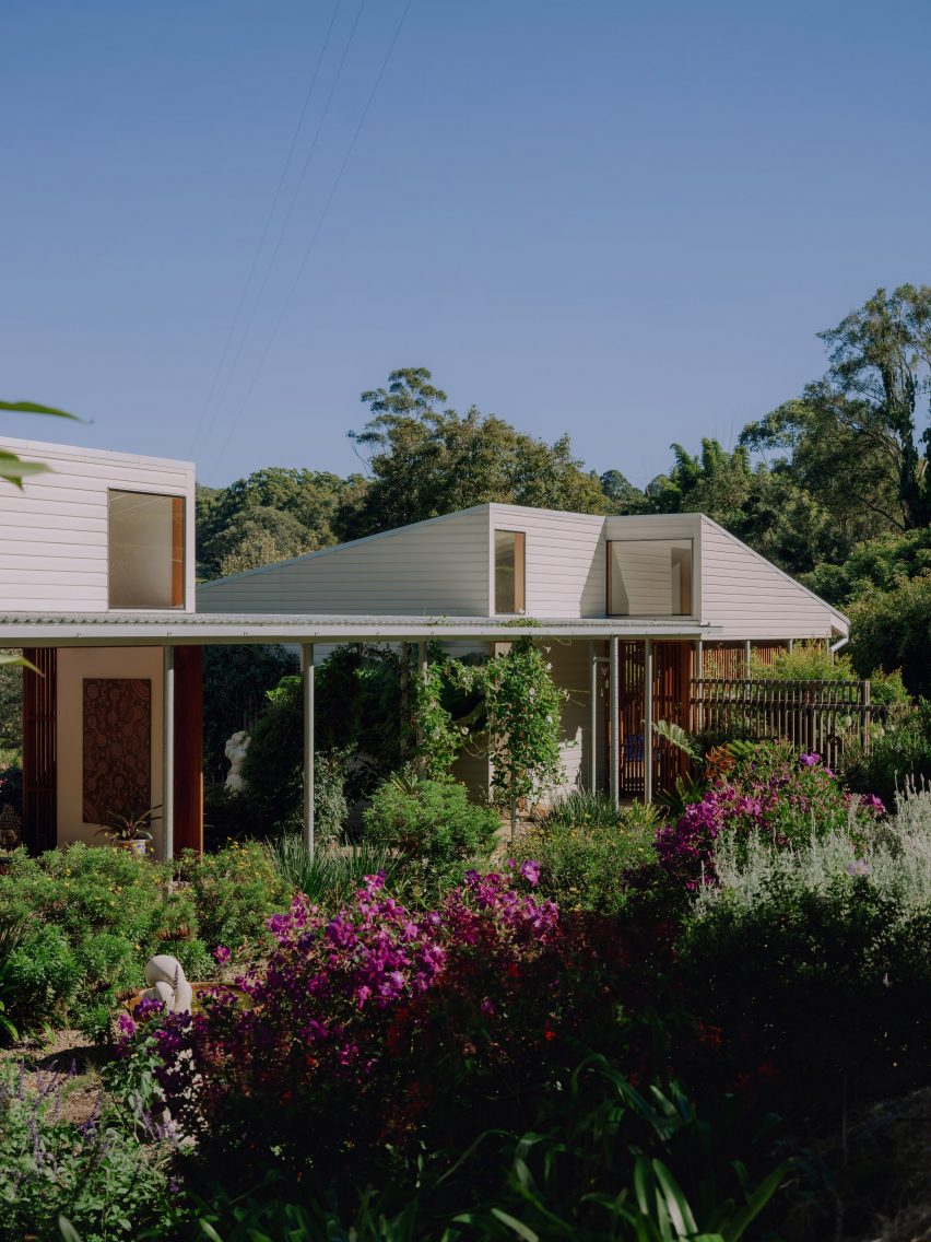 Cooroy House by Henry Bennett and Dan Wilson