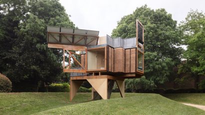 Deserta Ecofolie by Pedro Ignacio Alonso, Pamela Prado; Eco-technical section drawing by Francisco Salas
