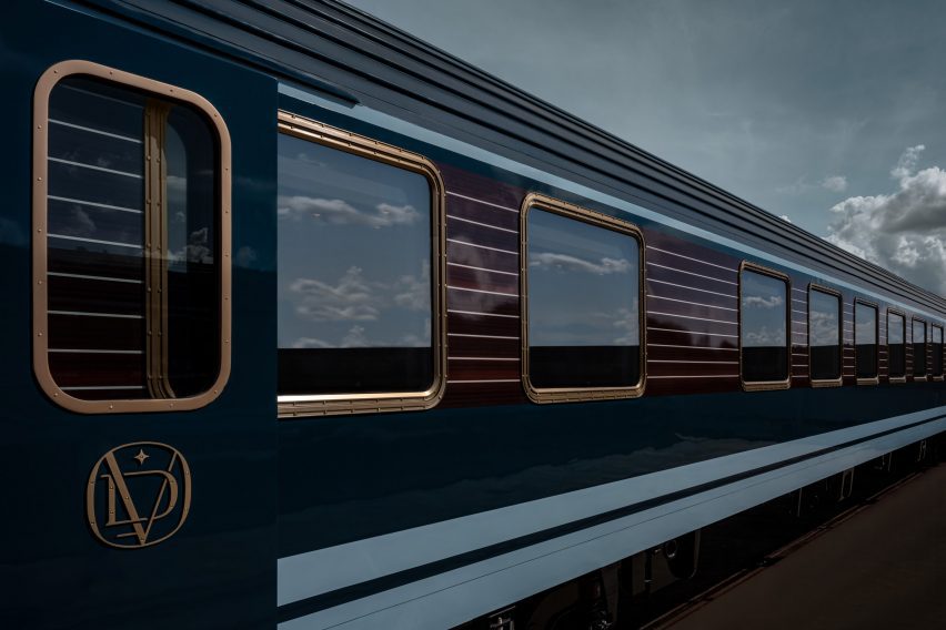 Exterior of Orient Express train