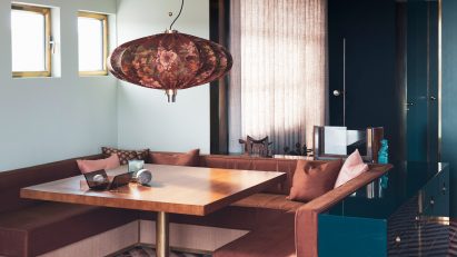 Dining table in Étage 5 in Latitude 43 by Dimore Studio