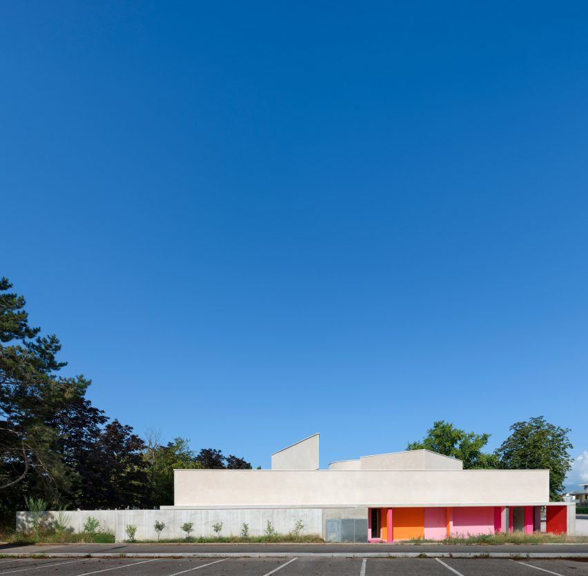 Multi-childcare Crèche by Dominique Coulon & Associés