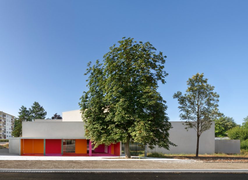Multi-childcare Crèche by Dominique Coulon & Associés