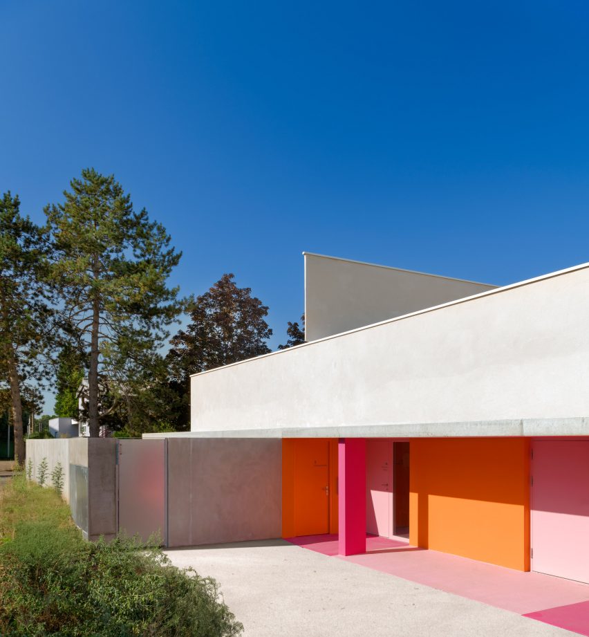 Multi-childcare Crèche by Dominique Coulon & Associés