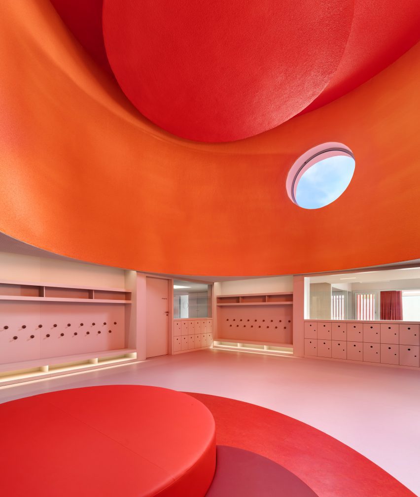 Multi-childcare Crèche by Dominique Coulon & Associés