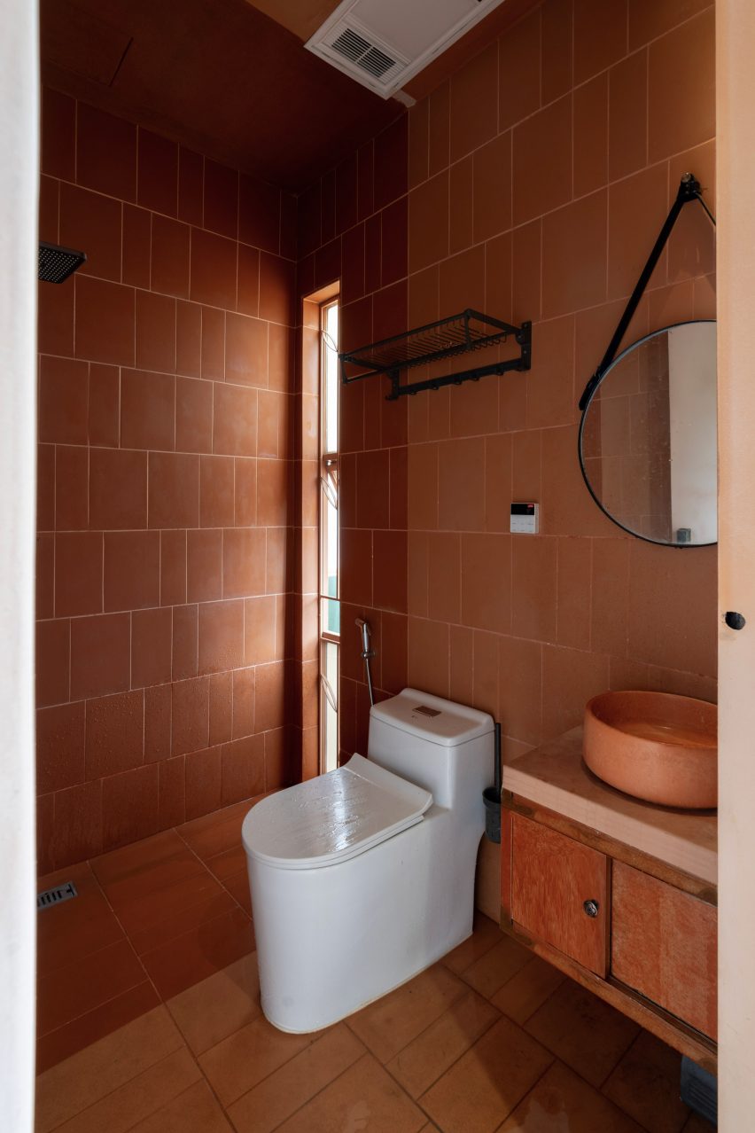 Earthenware House by NAQI & Partners