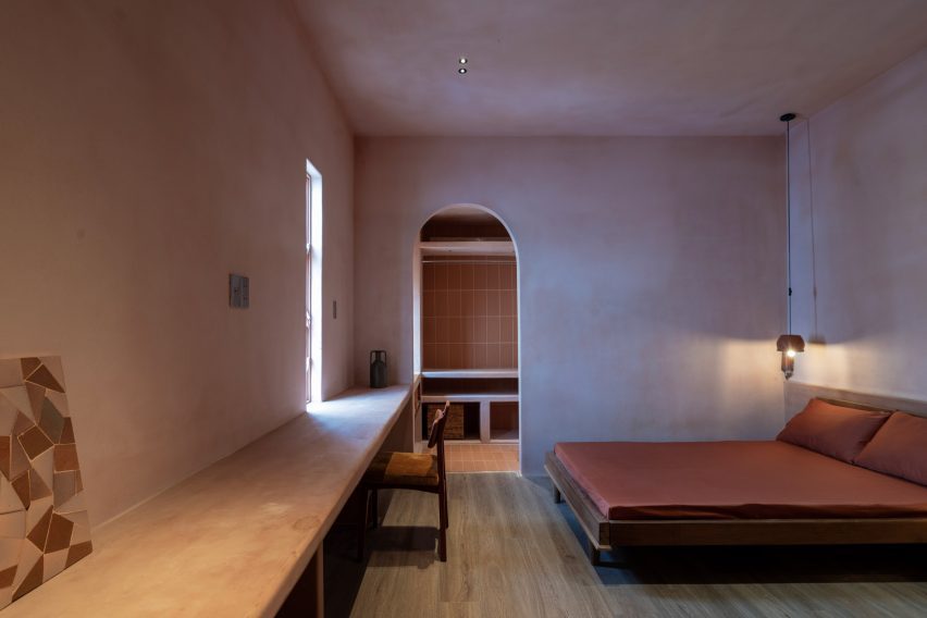 Earthenware House by NAQI & Partners