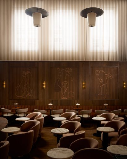 Jazz club with wooden panels and large windows