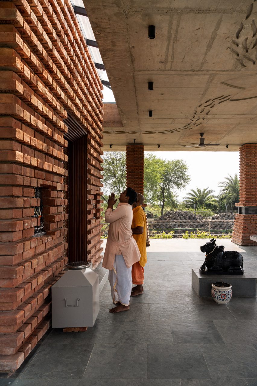 Ganga Leheri Temple by Abin Design Studio