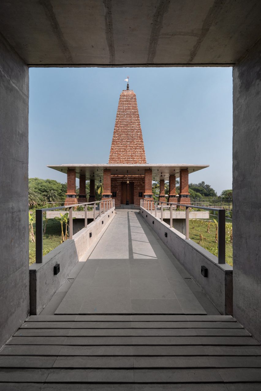 Ganga Leheri Temple by Abin Design Studio