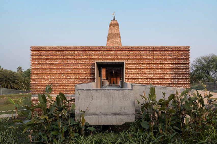 Ganga Leheri Temple by Abin Design Studio
