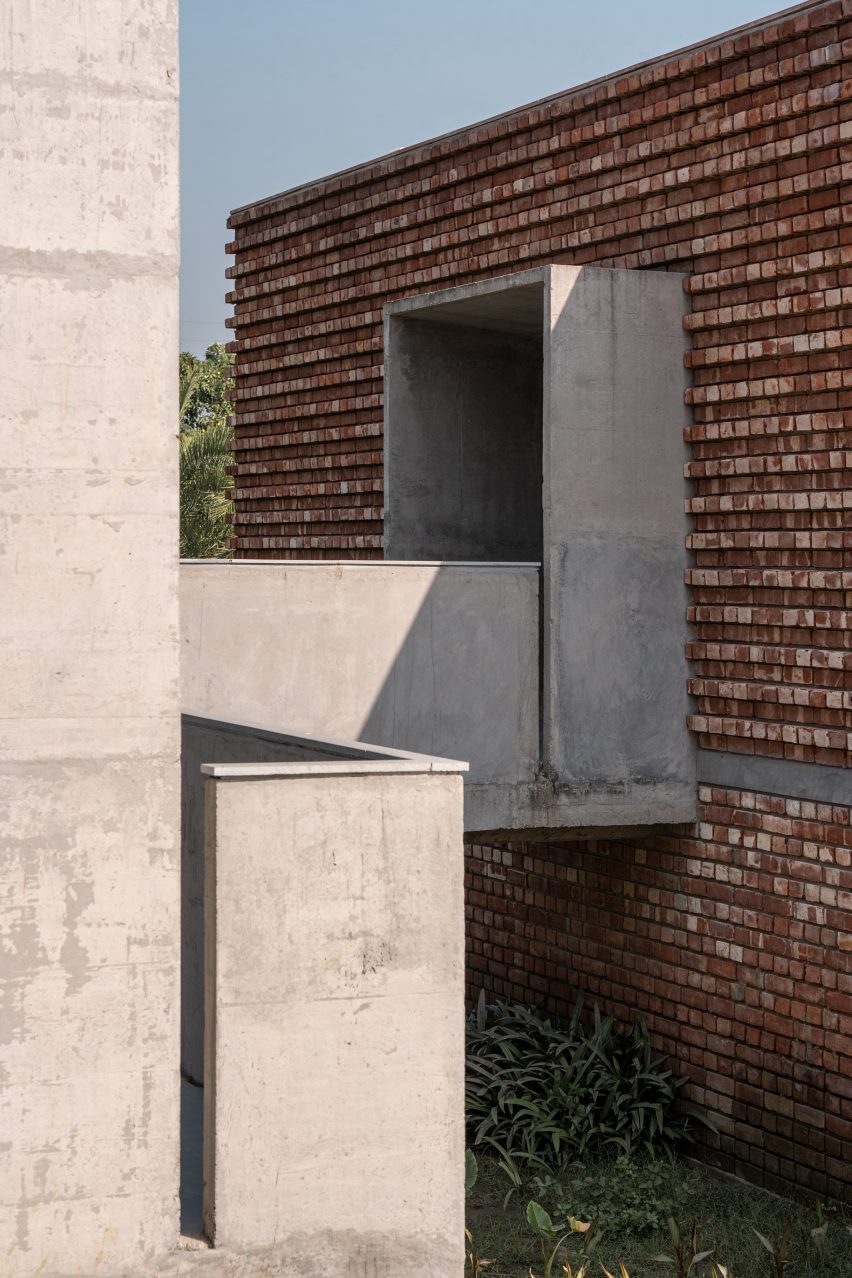 Ganga Leheri Temple by Abin Design Studio