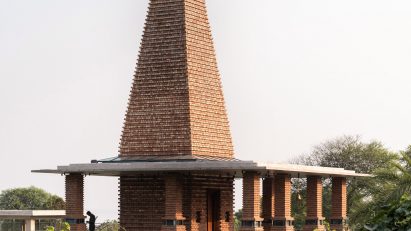 Ganga Leheri Temple by Abin Design Studio