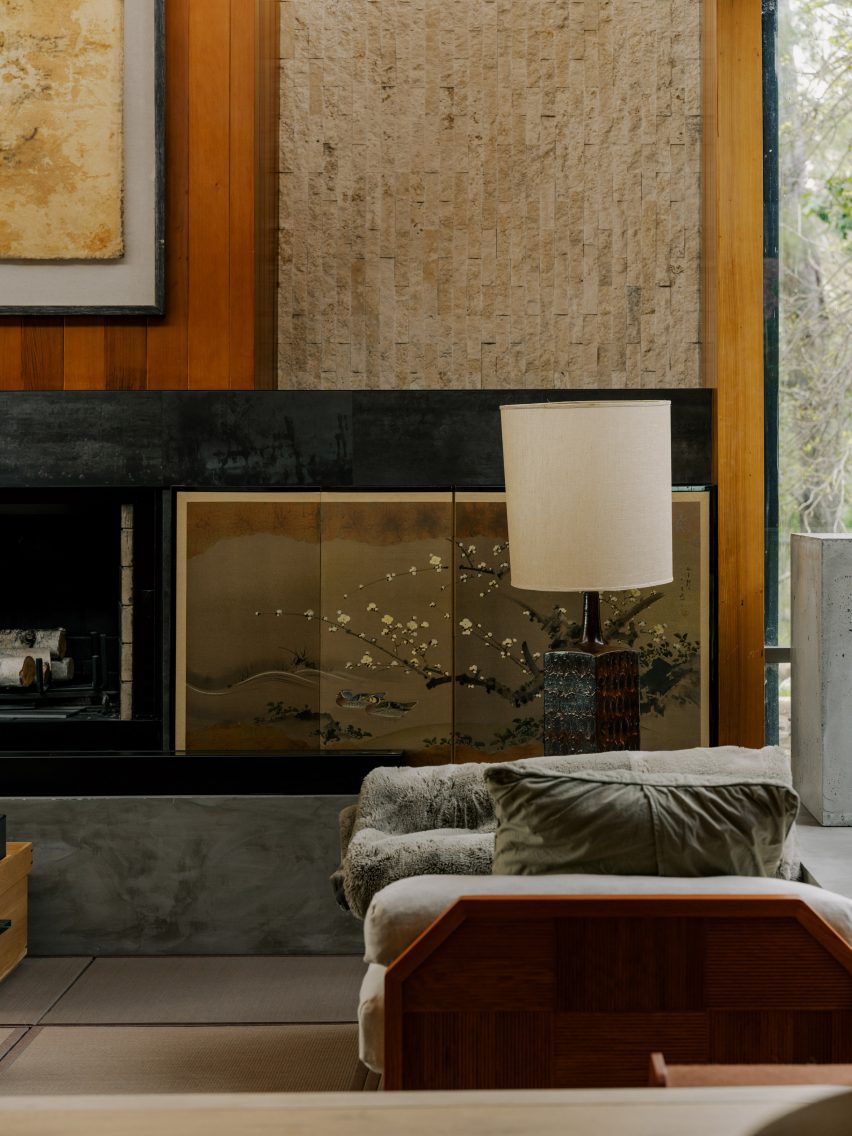 Glass Ridge House by OWIU