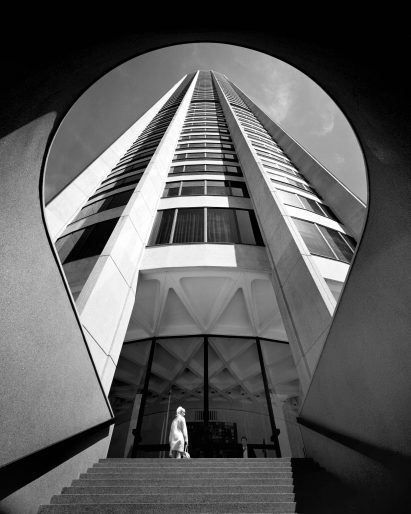 Australia Square tower in Sydney was built in