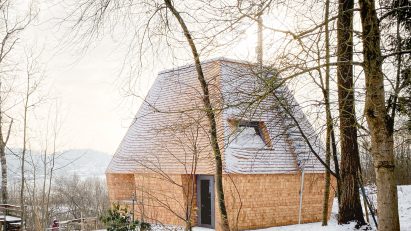 House Anton II by Lux Architect and Cánovas Arquitectura