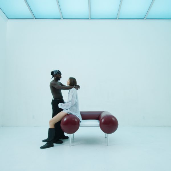 Kouros Maghsoudi hug chair