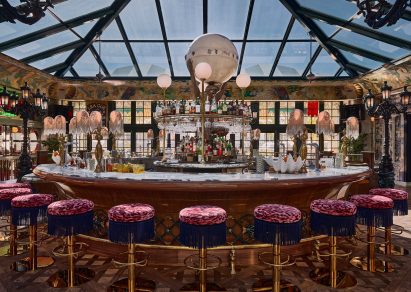 Lafayette Hotel lobby