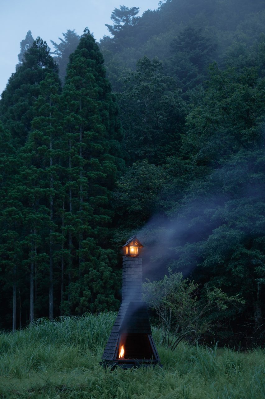 Le Picabier one-person tea room in Kyoto by 2m26 and Onomiau