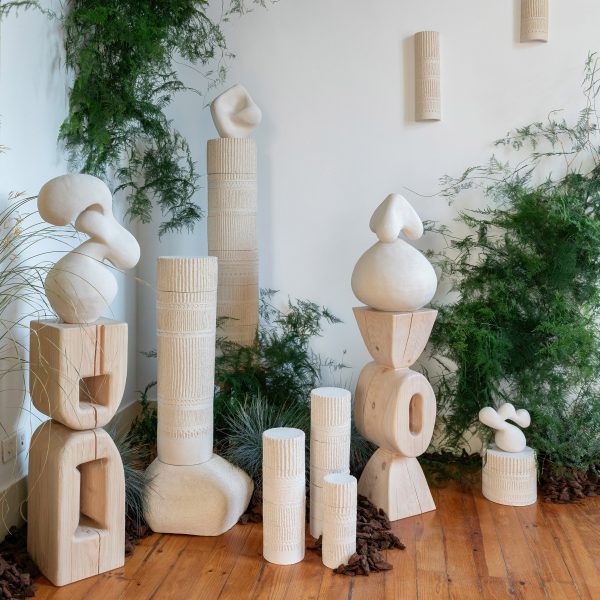 Totem-like ceramics