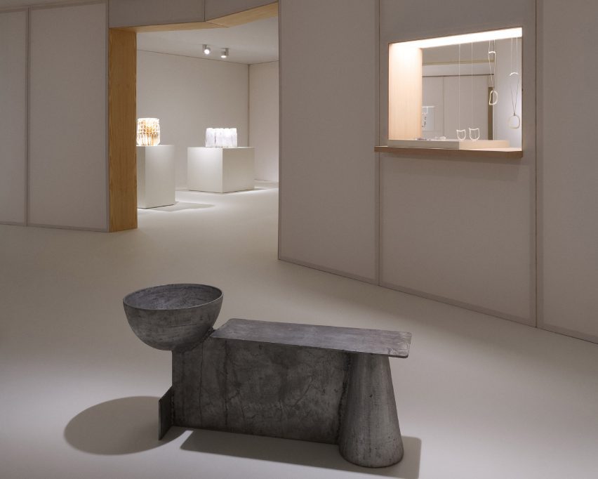 aluminium bench with a bowl attached