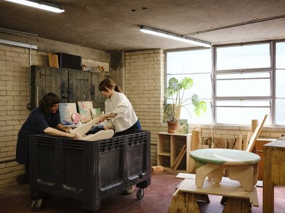 Marbling process with Nat Maks and Brogan Cox