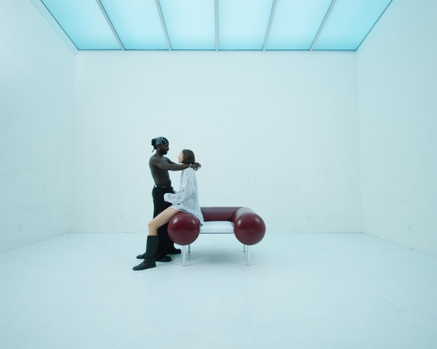 Kouros Maghsoudi Hug Chair