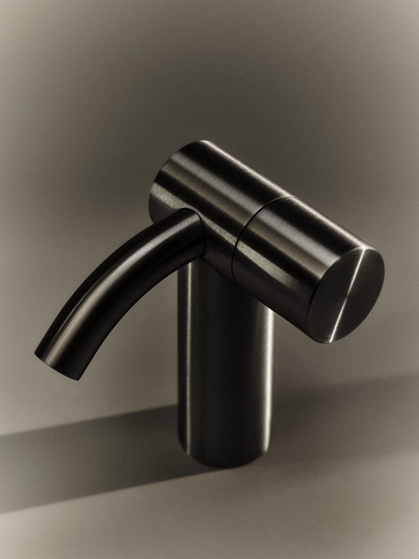 Hum tapware by Philippe Malouin for QuadroDesign